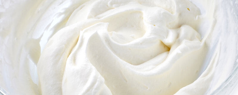 乳脂奶油和植物奶油的区别有哪些 乳脂奶油和植物奶油的区别哪个好吃