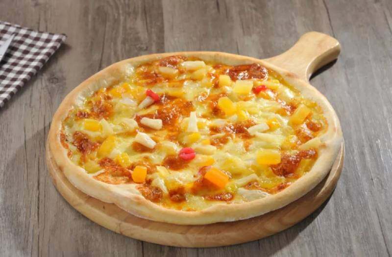夏威夷披萨是加拿大人发明的