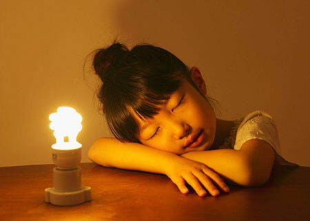 开灯睡觉会对人的身体造成伤害吗