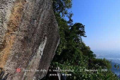 龙安瘦石山摩岩