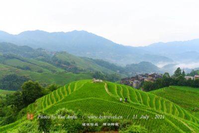 念山云上梯田